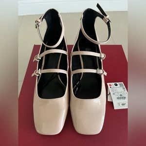 NWT Zara patent leather block heels